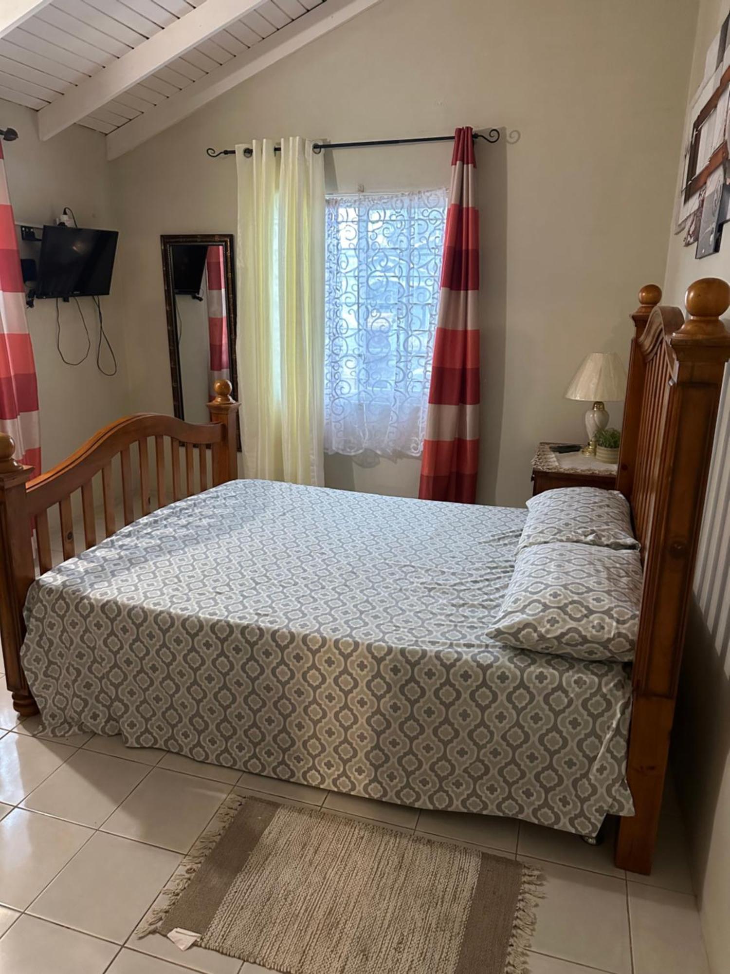 Rhyne Park Inn Montego Bay Exteriér fotografie